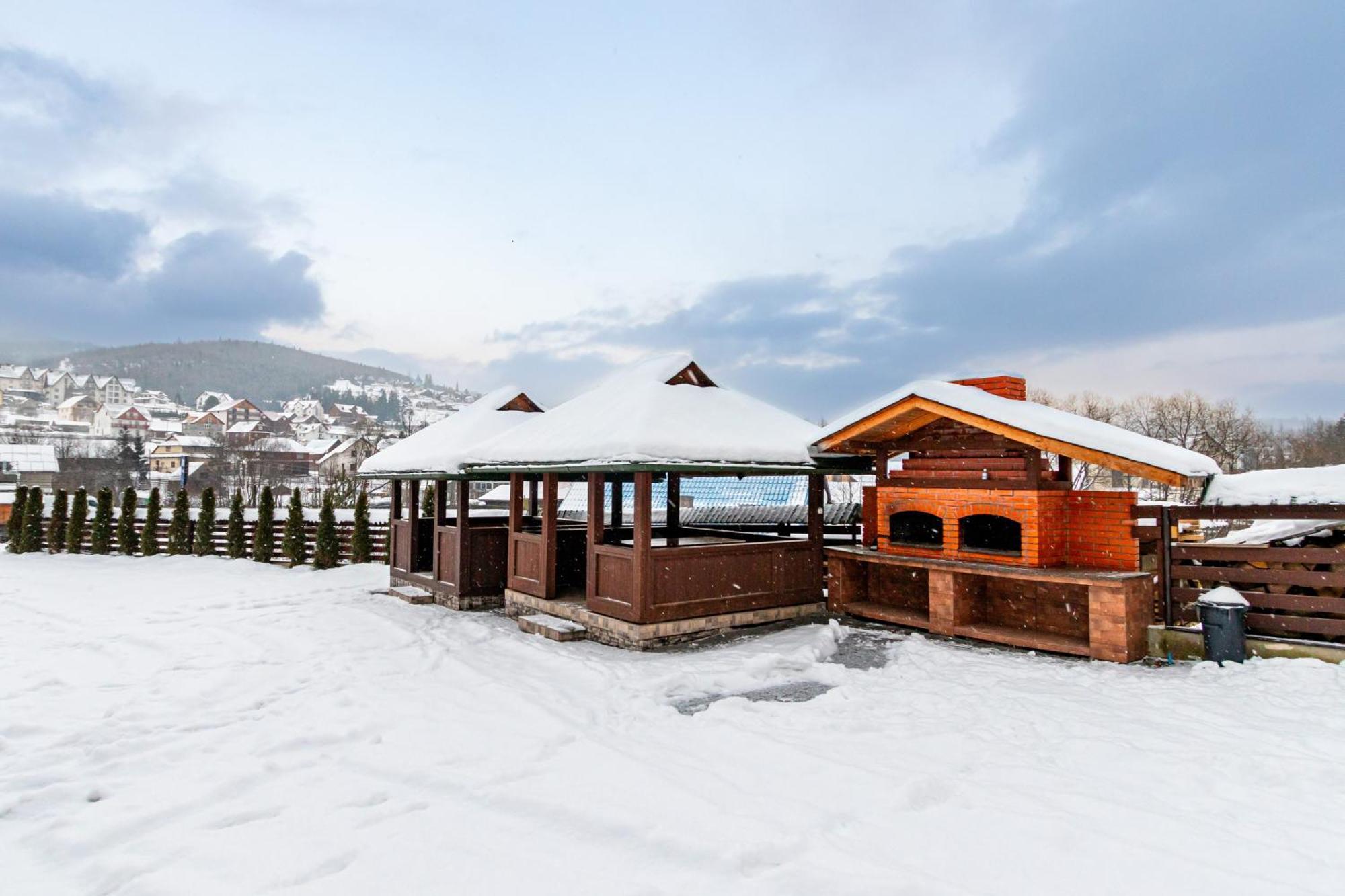 La Кrechunu Hotell Bukovel Exteriör bild