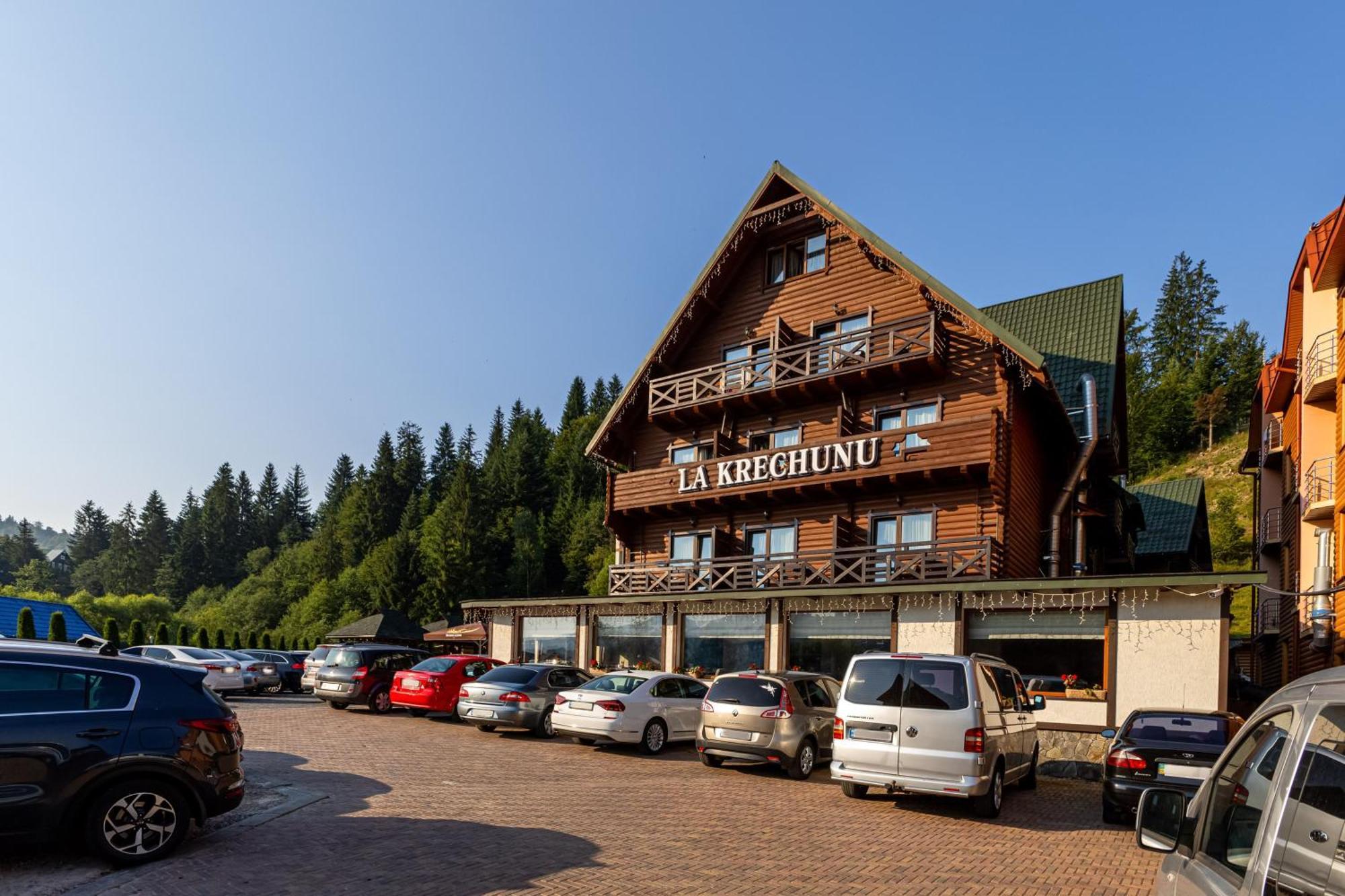 La Кrechunu Hotell Bukovel Exteriör bild