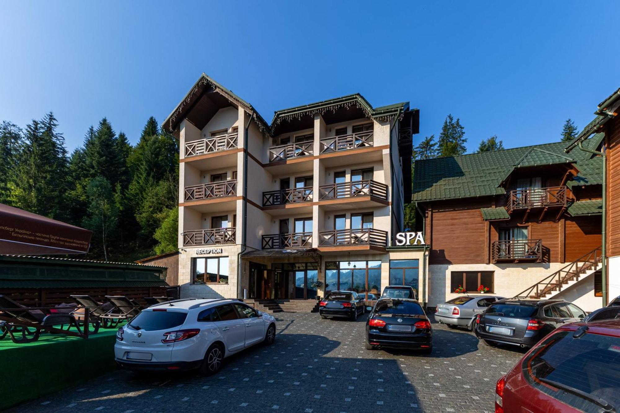La Кrechunu Hotell Bukovel Exteriör bild